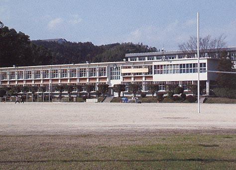 県立高鍋農業高等学校の校舎の写真