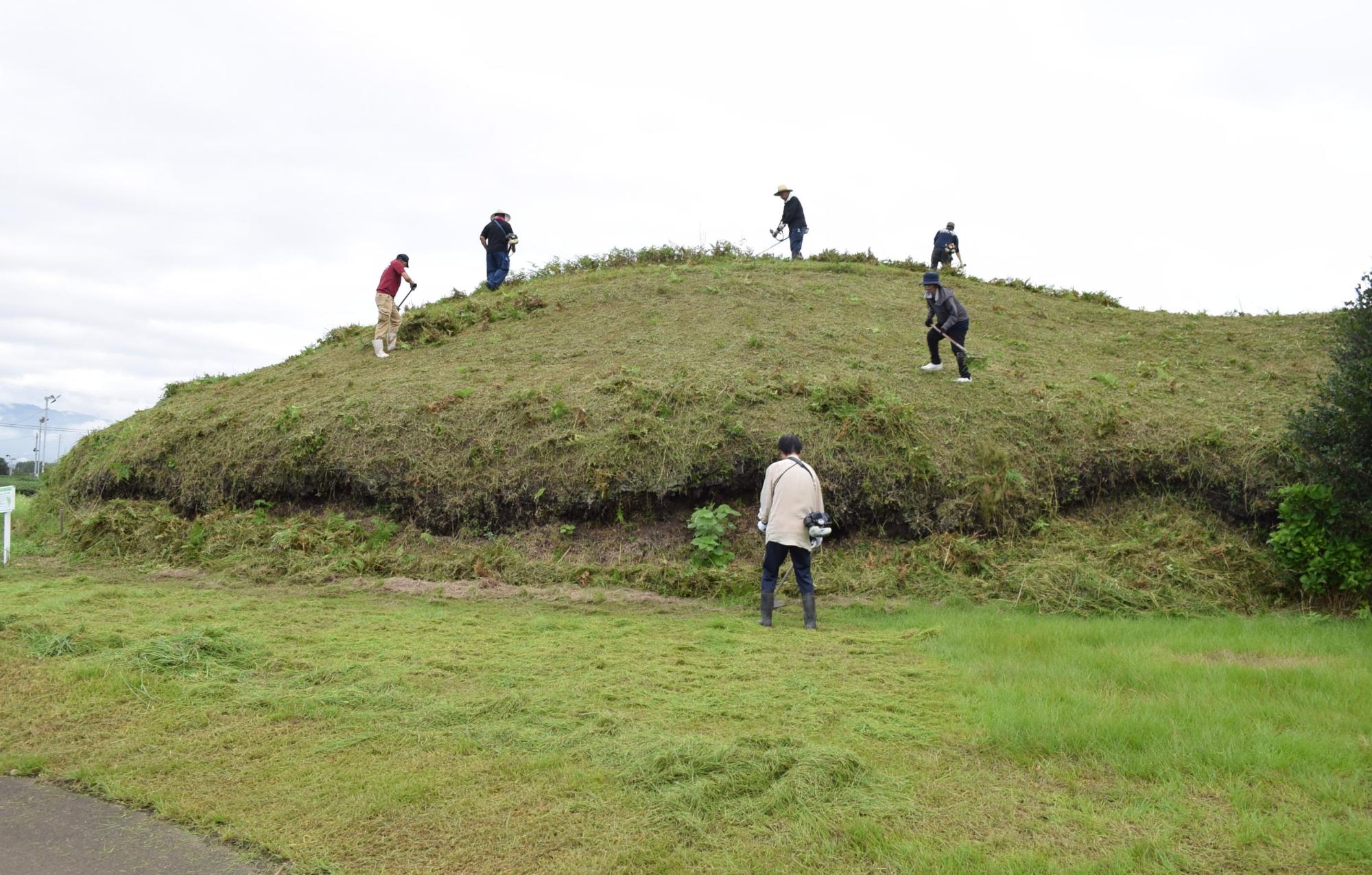 （イメージ）日本遺産「持田古墳群」の草刈作業について