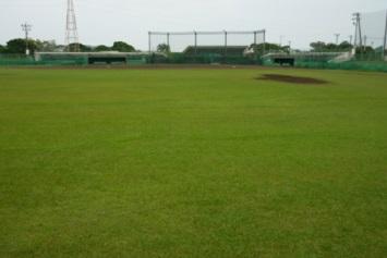 町営球場 外野